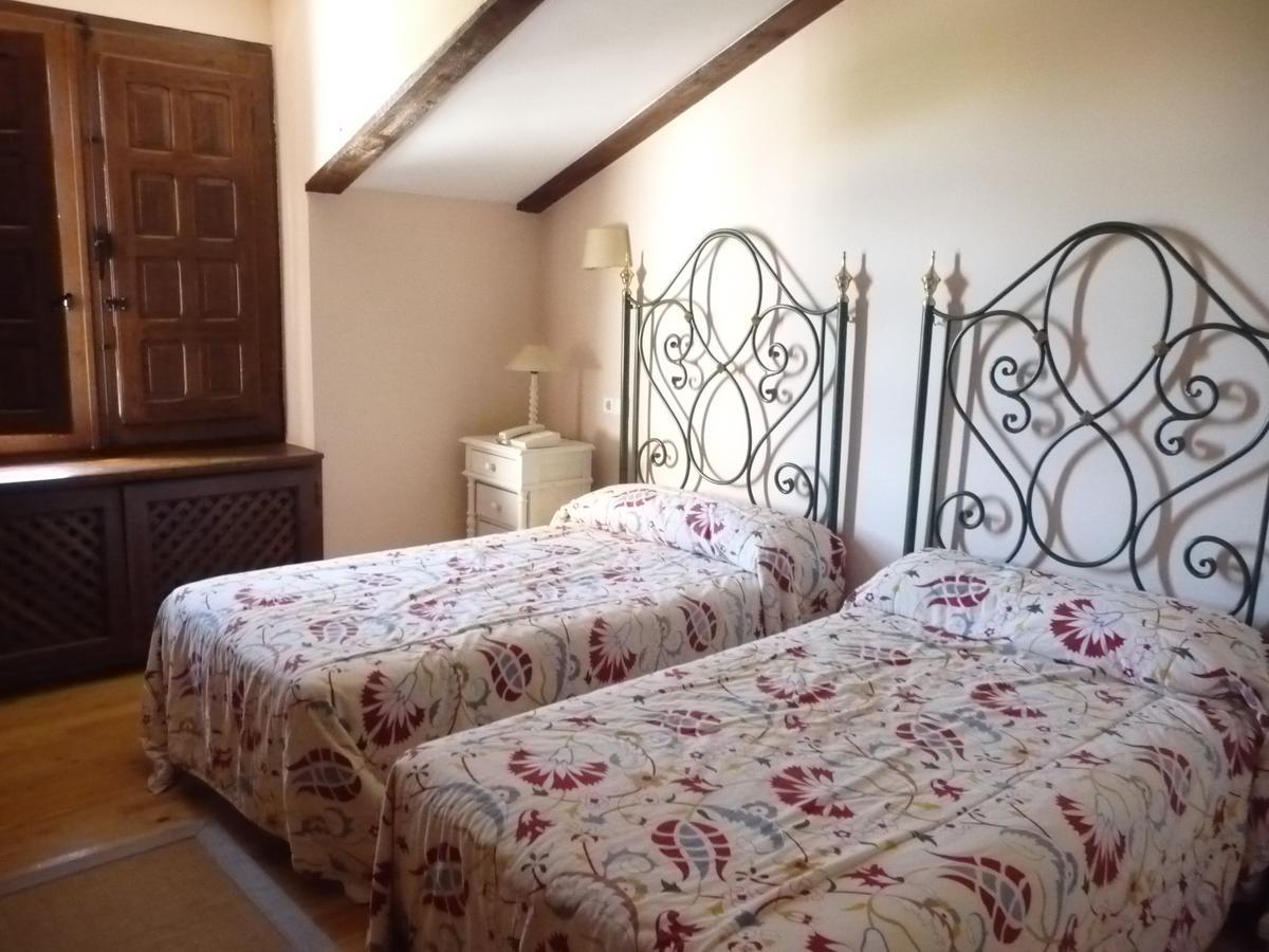 Hotel Casas Del Sevillano El Tornadizo Εξωτερικό φωτογραφία